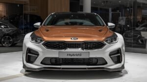 Kia Clavis Hybrid 2026